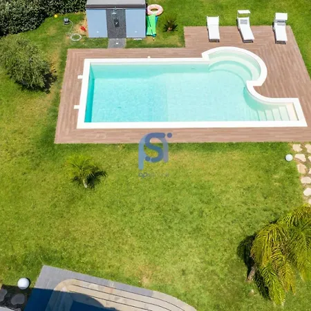 Azzurra Con Piscina Privata Lascari